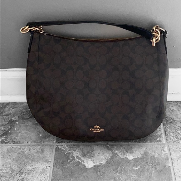 Coach Handbags - COACH HOBO BAG